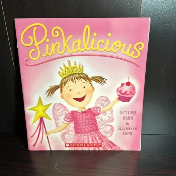 Lot 3 PINKALICIOUS Picture Books Victoria Kann Silverlicious PINKALICIOUS - Picture 7 of 8